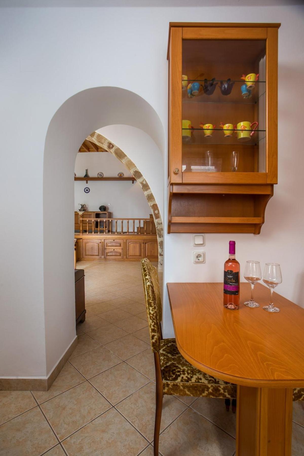 Socrates Traditional House *